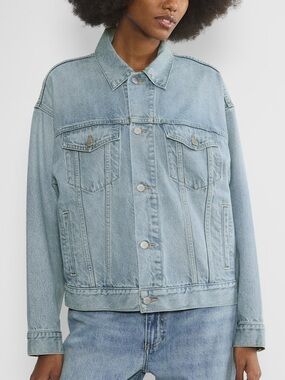 Denim Forum The ‘90s So-Soft Denim Jacket